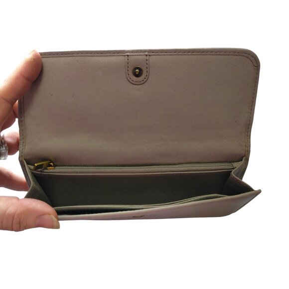 Fossil  Women's Leather Weaved Flap Snap Closure Wallet Gray Tan Classic Logo - Picture 3 of 6